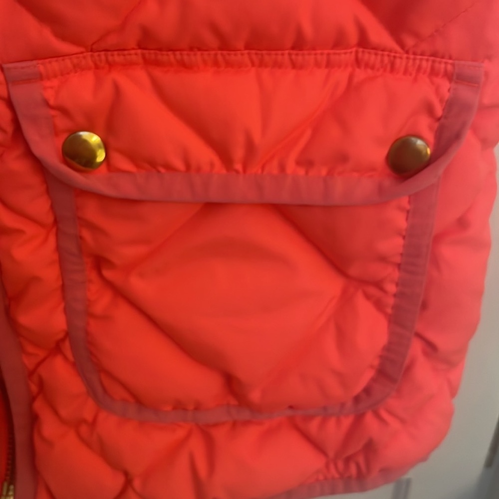 j crew excursion vest - Picture 3 of 6